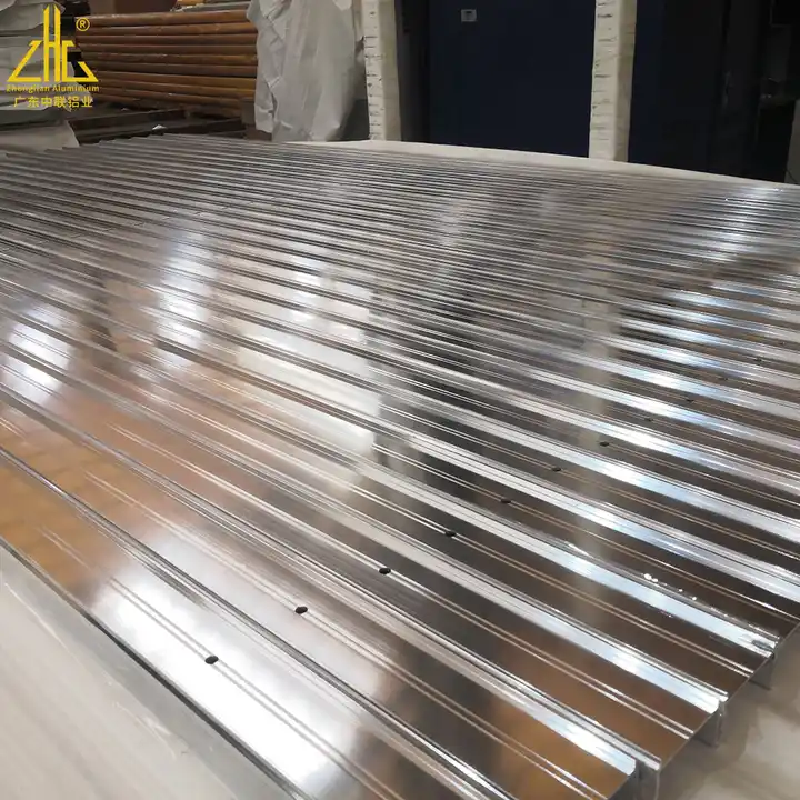 Usine de dissipateur thermique de profil en aluminium extrudé - Fabriqué en  Chine - Pailian Aluminium