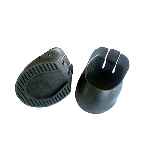 Protezioni in Gomma per Zoccoli di Cavallo, Disponibili in Quattro Misure - Product Image 1