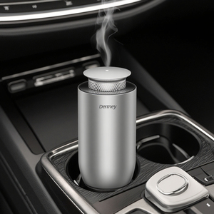 Diffuseur de parfum de voiture compact Dermey avec bouteille rechargeable pour porte-gobelet et bureau - Product Image 1