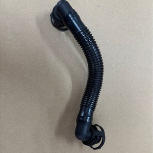 ท่อระบายอากาศเพลาข้อเหวี่ยงพลาสติก03L103493AF พร้อมที่หนีบสำหรับ Tiguan CC A1 Q3 Fabia POLO - Product Image 1