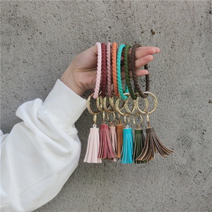 Pulsera de silicona giratoria de onda de bambú, llavero con borla de cuero PU, llavero antipérdida para <span class=keywords><strong>coche</strong></span>, anillo de <span class=keywords><strong>muñeca</strong></span> - Product Image 6