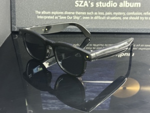 Gafas Inteligentes CY01 con IA, 16 GB, Cámara de 8MP, WiFi, Bluetooth, Llamadas, Música, Activación por Voz, Traducción, ENC, 280 mAh, 25 Idiomas, Control por Aplicación - Product Image 1