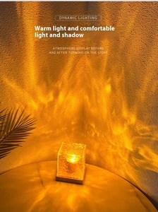 Proiettore Aurora Boreale con 16 Colori Cangianti, Lampada Cubo a Batteria per Illuminazione Notturna Ambientale in Camera da Letto e Soggiorno - Product Image 6