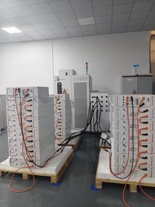 แบตเตอรี่ลิเธียมไอออนแรงดันสูงสำหรับเชิงพาณิชย์และที่อยู่อาศัย 460.8V 314Ah 144.69KWh ระบบแบตเตอรี่เก็บพลังงานแสงอาทิตย์ IP65 - Product Image 4