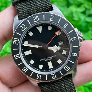 Relojes Tudores de Lujo a Precio de Fábrica, Deportivos, Sumergibles, con Movimiento de Buceo, 42 mm, Titanio, Zafiro, Luminosos e Impermeables - Product Image 3