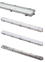Vente en gros Tubes d'éclairage linéaire à LED tri-preuve étanches en acier inoxydable Couvercles d'éclairage électrique pour applications en entrepôt
