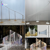 LEDA Nouvelle Arrivée Arche de Mariage Courbe avec Rideau et Fleurs pour Décoration de Fête de Mariage et Événements