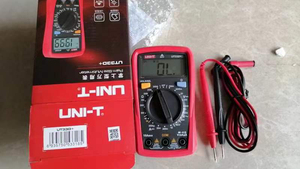 Multímetro de Bolsillo UNI-T UT33D+ AC 600V LCD - Product Image 6