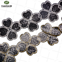 Vente en gros usine : Perles tubulaires noires en forme de fleur avec strass transparents à coller, accessoires écologiques pour vêtements africains DIY