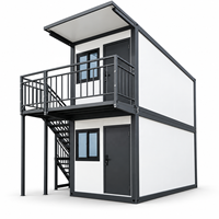 Maisons préfabriquées pliables à deux étages, maison de plage avec balcon et escalier extérieur, hébergement modulaire pour complexe hôtelier insulaire