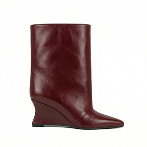 Botas de lujo para mujer, de caña ancha, con tacón de cuña esculpido, punta puntiaguda, de PU aceitado, estilo cowboy, para nieve - Product Image 4