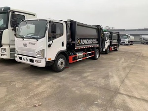 משאית אשפה עירונית דיזל 4x2 עם תיבת הילוכים ידנית ומדחס לאיסוף פסולת יעיל - Product Image 6