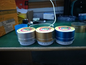 New Arrival Xách Tay Cho <span class=keywords><strong>Bluetooth</strong></span> Loa Với Mini Âm Thanh Không Dây 2W Công Suất Đầu Ra FM Đài Phát Thanh Loa <span class=keywords><strong>Mic</strong></span> Cho Điện Thoại Di Động - Product Image 5