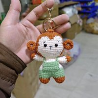 Produits transfrontaliers : Poupées animales en laine tricotées à la main, porte-clés du zodiaque au crochet, pendentifs de sac, finis et prêts à l'emploi