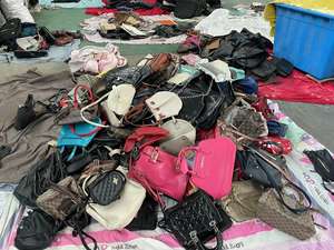 Borsa di cuoio usata all'ingrosso della fabbrica a rinfuse per le donne borse di seconda mano miste di buona qualità per la <span class=keywords><strong>vendita</strong></span> - Product Image 6