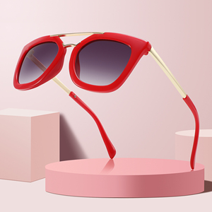 CONCHEN Precio bajo Niños 2025 Regalo de fiesta al aire libre Nuevas gafas de sol Forma de oso Regalo del Día de los niños Gafas de sol - Product Image 6