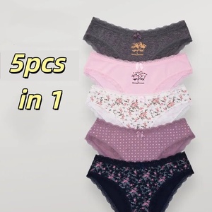 Slip da Donna in Cotone con Stampa in Pizzo, Confezione da 5 Pezzi, Modello a Vita Alta (Disponibile in Taglie Plus) Traspirante - Product Image 1