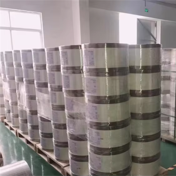 Wholesale Spot Wood Pulp Kraft Cardboard Single Gloss Flat Sheet Oil-proof Coated Paper Food Grade Packaging Roll