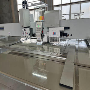 Machine automatique à quatre têtes pour poinçonnage, couture et broderie, idéale pour la sellerie automobile, le cuir, les meubles, les vêtements et la décoration intérieure - Product Image 5