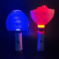 Bâton lumineux LED personnalisé OEM, moulage sur mesure, logo personnalisé, RGB multicolore, ventilateurs portatifs, bâton lumineux pour concert