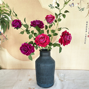 กิ่ง<span class=keywords><strong>กุหลาบ</strong></span>ประดิษฐ์สำหรับตกแต่งงานแต่งงาน ขายส่ง 3 หัว <span class=keywords><strong>กุหลาบ</strong></span><span class=keywords><strong>ปลอม</strong></span>กำมะหยี่ สำหรับวันวาเลนไทน์ - Product Image 3