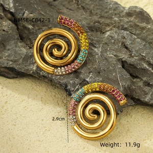 <span class=keywords><strong>Pendientes</strong></span> de tuerca en forma de concha espiral chapados en oro de 18 quilates de acero inoxidable con diamantes de imitación de arcoíris coloridos a la moda para joyería de mujer - Product Image 6