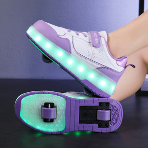 Chaussures à roulettes lumineuses pour enfants avec roues en EVA pour activités de plein air - Product Image 3