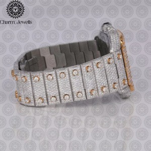 Montre en Moissanite de qualité supérieure avec matériaux durables et mouvement à quartz de précision, disponible au prix d'exportation - Product Image 5