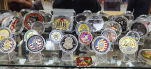 Produttore di Monete all'Ingrosso Monete Souvenir Commemorative Dorate Bifacciali in Metallo Anticato 3D Personalizzate Moneta da Sfida 3D - Product Image 4