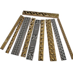 Carreaux muraux décoratifs en céramique dorée et argentée avec bordure en forme de crayon, différentes tailles disponibles pour la maison et l'hôtel <span class=keywords><strong>40</strong></span> - <span class=keywords><strong>60</strong></span> <span class=keywords><strong>cm</strong></span> - Product Image 1