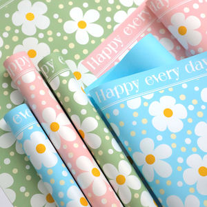 Vivace colorato <span class=keywords><strong>carta</strong></span> da imballaggio floreale con graziosa <span class=keywords><strong>margherita</strong></span> e modello Frangipani materiale impermeabile per mazzi <span class=keywords><strong>di</strong></span> regali e fioraio - Product Image 4