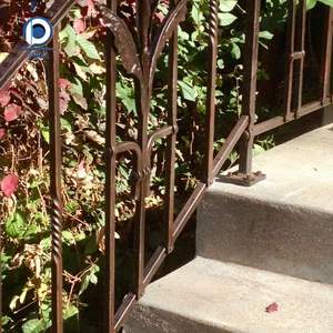 Main courante en métal de taille personnalisée Prima, main courante d'escalier en fer galvanisé, main courante de sécurité en acier lourd pour <span class=keywords><strong>mezzanine</strong></span> - Product Image 1