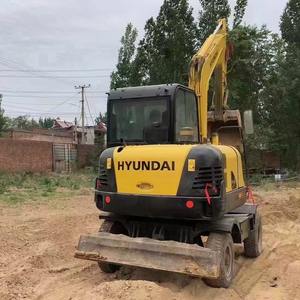 รถขุดไฮดรอลิกมือสองจากเกาหลี ยี่ห้อฮุนได 6 ตัน เครื่องยนต์ 42.5 กิโลวัตต์ พร้อมมอเตอร์ ปั๊ม เกียร์ และลูกปืน - Product Image 3