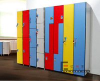 Casiers de rangement autoportants de haute qualité de style moderne pour les étudiants Salle de sport publique Vêtements de sport Vestiaire Salon