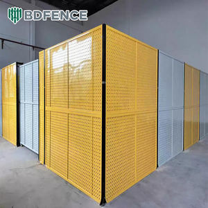 Recinzione di Sicurezza per Robot - Rete Perforata per Isolamento in Officine di Automazione Industriale - Product Image 1