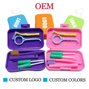Plástico portátil Cuatro en uno Productos <span class=keywords><strong>de</strong></span> higiene Cepillo <span class=keywords><strong>de</strong></span> dientes <span class=keywords><strong>de</strong></span> ortodoncia Cuidado bucal Kit <span class=keywords><strong>de</strong></span> limpieza <span class=keywords><strong>de</strong></span> dientes <span class=keywords><strong>de</strong></span> viaje dental - Product Image 2