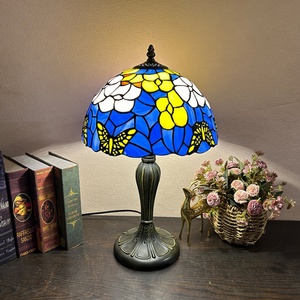 Lámpara de Techo LongHuiJing con Pantalla de Vidrio Estilo Europeo, Diseño de Mariposa, Multicolor Mediterráneo, 12 Pulgadas, LED, Ajustable y Flexible - Product Image 2