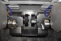 Torno Horizontal CNC de 6 ejes, torreta de potencia de eje Y de doble husillo, precisión de posicionamiento repetido para procesamiento de metales, máquina de torno de 2 ejes