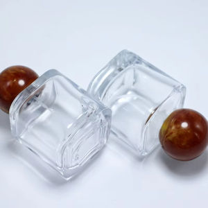 Wholesale 50ml 100ml Brand square High-grade Glass Perfume <b>Empty</b> Bottle with Customized Lid <b>Box</b> - Product Image 2