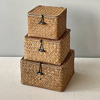 Panier cadeau en jonc de mer tressé à la main avec couvercle, boîte de rangement décorative pour cadeaux de mariage et organisation de la maison