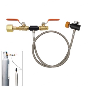 Adaptador de Cilindro para Recarga de CO2, Kit de Conexión para Estación de Llenado de Bebidas Carbonatadas, Manguera de Acero Inoxidable de 24 Pulgadas, Válvula Doble con Manómetro - Product Image 1
