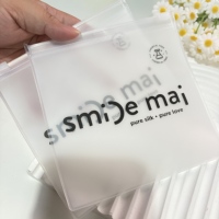 Sacs à fermeture éclair en PVC/EVA recyclé personnalisés en gros, mini sacs à fermeture éclair givrés pour bijoux, logo imprimé à l'écran pour colliers, boucles d'oreilles, lunettes