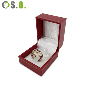 Caja de Regalo para Joyería Roja, Cuadrada, de Alta Calidad, con Logotipo Personalizado, de Cuero PU - Product Image 1