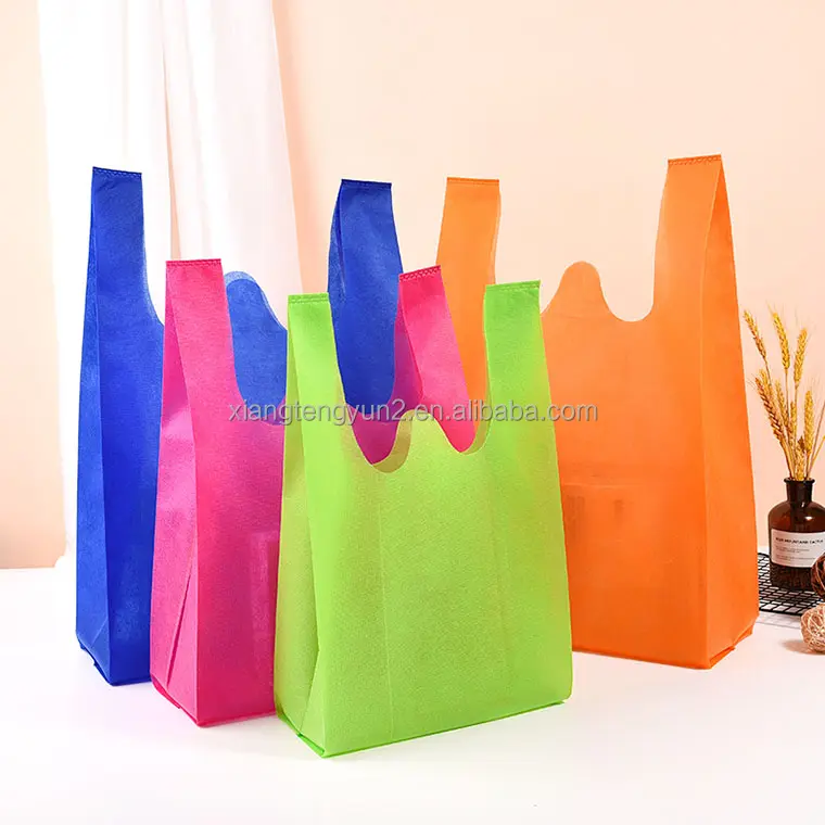 High Quality Customized Reusable Eco-friendly Non Woven Vest Bags W Cut T Shirt Non Woven Bags For Shopping