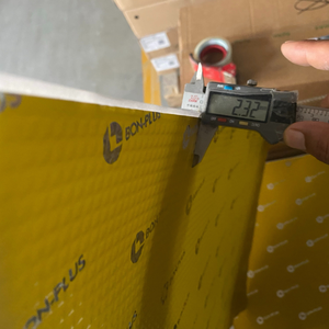 Premium 2.0mm d'épaisseur butyle insonorisant matériel léger réduction du bruit tapis de contrôle des vibrations pour panneau de voiture insonorisé - Product Image 1