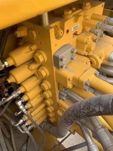 Excavadora Komatsu PC390 PC390lc de Segunda Mano, 39 Toneladas, Equipo de Construcción Hidráulico en Venta, Tractor Pesado 2023, Motor, Bomba, Caja de Cambios - Product Image 4