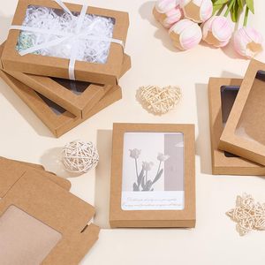 Caja Plegable <span class=keywords><strong>de</strong></span> Papel Kraft con Ventana Transparente <span class=keywords><strong>de</strong></span> PVC al por Mayor <span class=keywords><strong>para</strong></span> Marcos <span class=keywords><strong>de</strong></span> Fotos, <span class=keywords><strong>Sobres</strong></span>, Galletas, Dulces, Postales, Regalos, Almacenamiento y Embalaje - Product Image 4