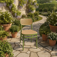 Chaise en plastique verte en promotion, chaise de salle à manger empilable en plastique pour intérieur et extérieur, véranda, balcon, café, boutique, patio, bord de piscine
