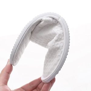 Serviette de bain jetable cinq étoiles pour chambre d'hôtel, personnalisable avec logo, idéale pour les voyages, usage commercial, hôtellerie domestique <span class=keywords><strong>et</strong></span> compagnies aériennes - Product Image 5