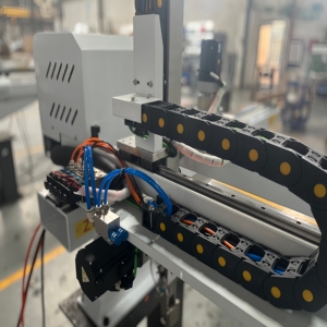 Robot <span class=keywords><strong>de</strong></span> Brazo Personalizado para una Fácil Operación <span class=keywords><strong>de</strong></span> Manipulador <span class=keywords><strong>de</strong></span> Tres Ejes con Gran Alcance, Robot Industrial <span class=keywords><strong>de</strong></span> Estructura <span class=keywords><strong>de</strong></span> Truss - Product Image 3